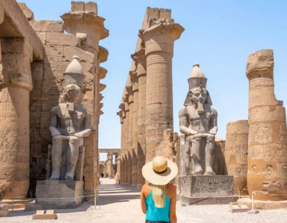 Private 2-Day Luxor Tour from Hurghada & 5-Star Overnight Stay