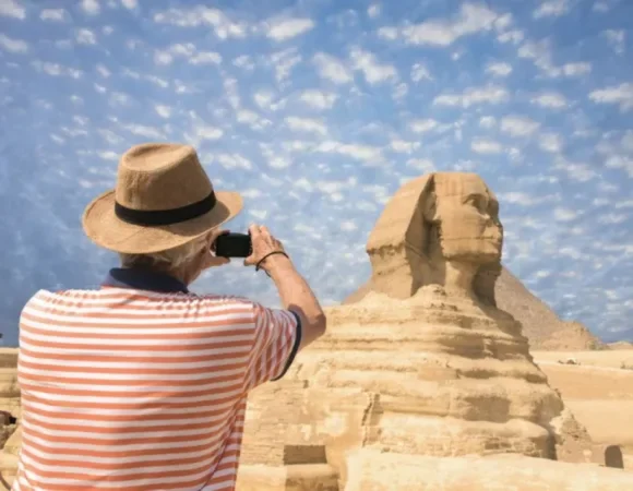 Private Tour Giza Pyramids and Sphinx & Sakkara -  Private Tour with Lunch