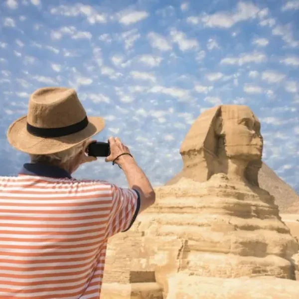 Private Tour Giza Pyramids and Sphinx & Sakkara -  Private Tour with Lunch
