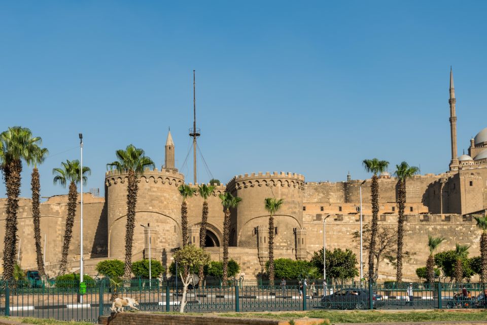 From Cairo or Giza: National Museum, Citadel and Bazaar Tour