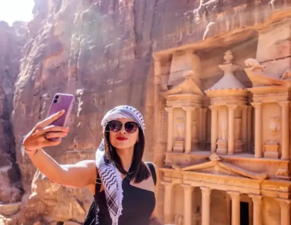 Day Trip to Petra from Sharm el Sheikh by Ferry