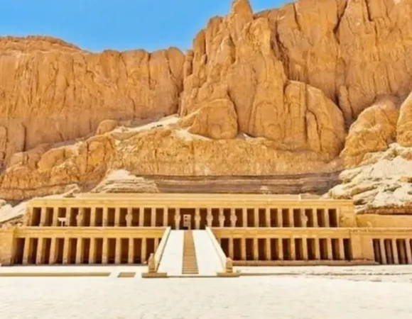 Luxor from Marsa Alam 1