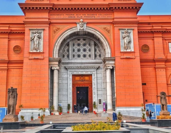 Marsa Alam to Cairo Day Trip 3