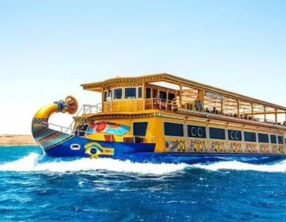 Nefertari Marsa Alam - Snorkeling & Nefertari Boat with Lunch or Dinner