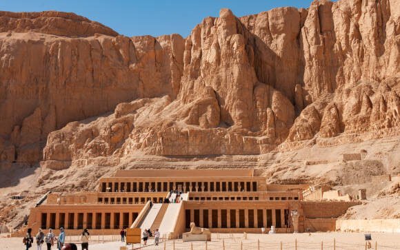 🏛️ A Simple Story About Hatshepsut Temple On the west bank of Luxox.
