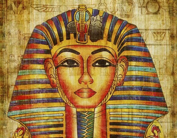 “Cleopatra’s Legacy: Explore the Queen of the Nile on Your Egypt Tour”