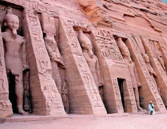 Private Abu Simbel Tour from Luxor with Lunch