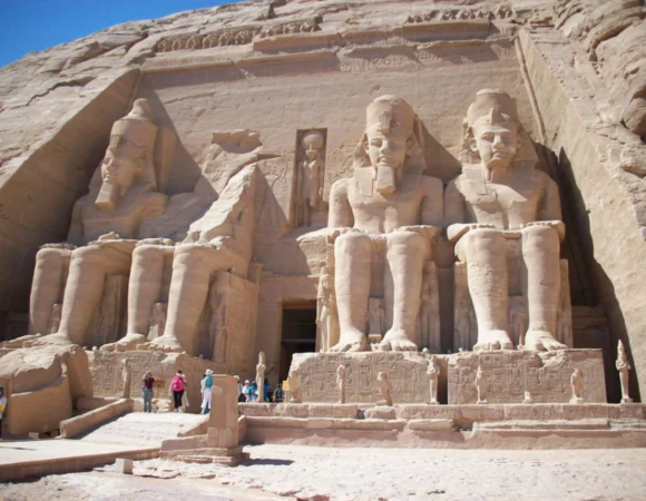 Private Abu Simbel Tour from Luxor with Lunch