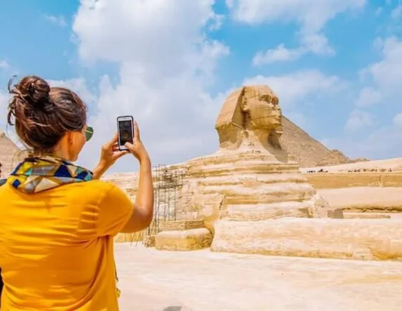 Hurghada to Pyramids tour