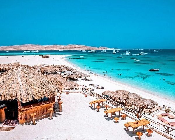 Eden Island Hurghada: Luxury Island Day & Snorkeling Trip