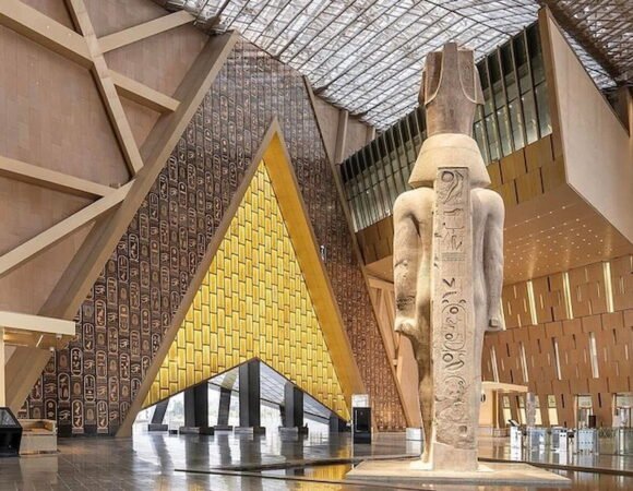 Cairo Day Tour from Hurghada – Pyramids & Grand Egyptian Museum | Small Group