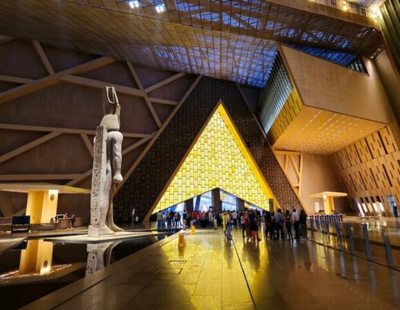 Private Cairo Tour from Hurghada – Pyramids & Grand Egyptian Museum